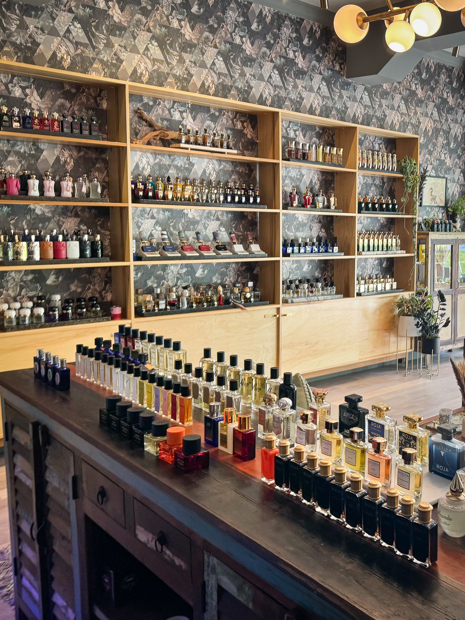 La_Jetee_Perfumery_RETAIL_LOCATION.jpg